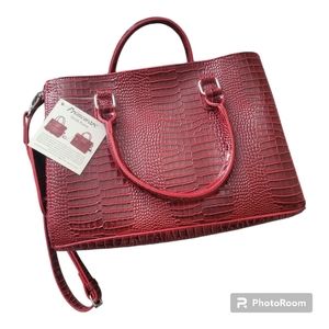 Primeware drink purse NWT!